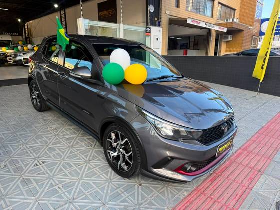 FIAT ARGO 1.8 E.TORQ FLEX HGT AT6 FIAT ARGO 1.8 E.TORQ FLEX HGT AT6